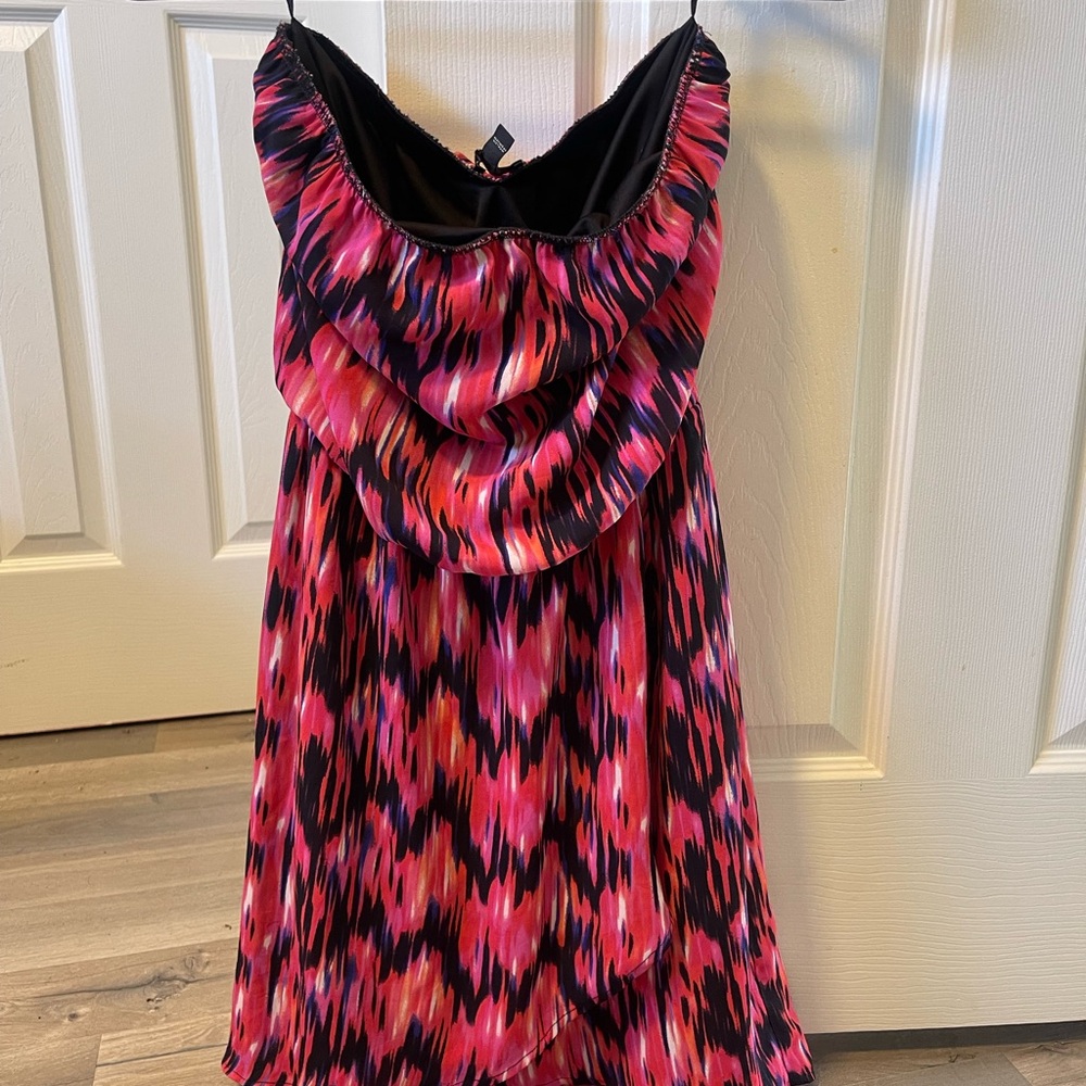 Express Vibrant Pink and Black Casual Dress